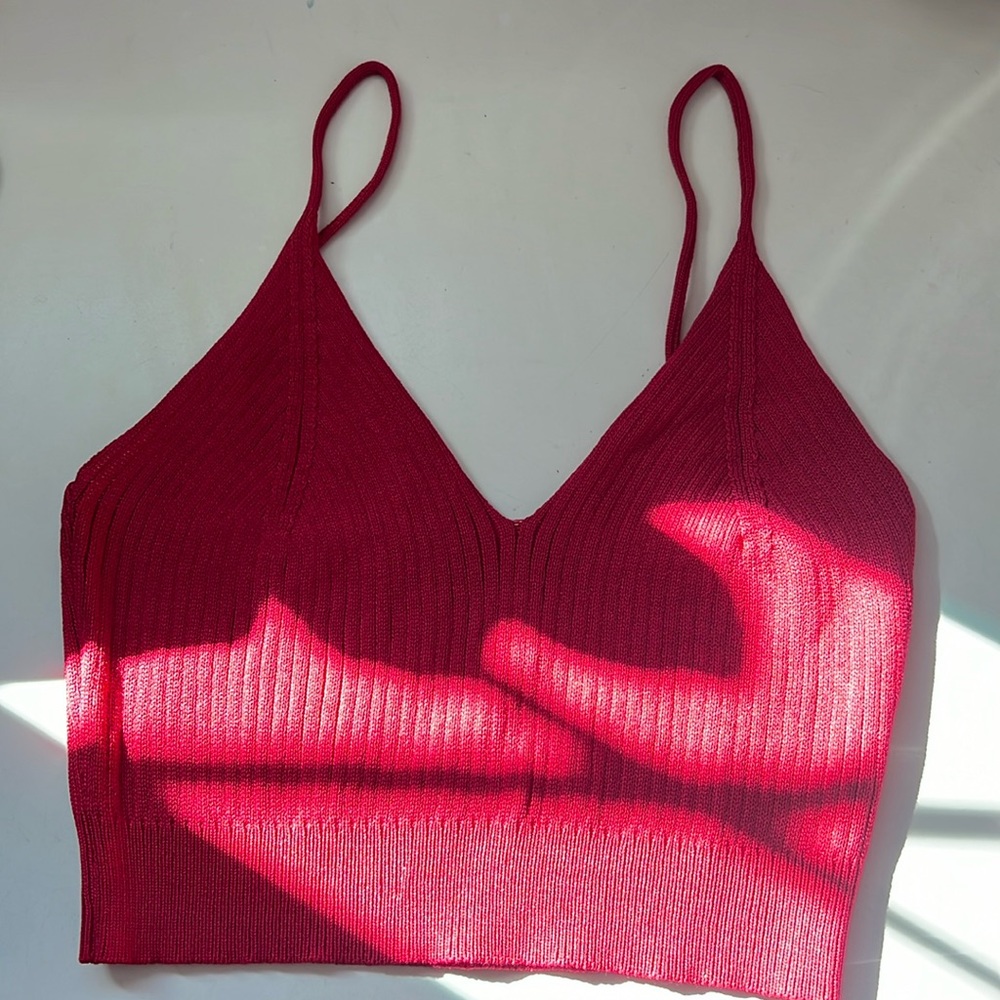 2 crop tank tops